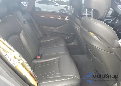 2015 Hyundai Genesis 5.0L z USA, uszkodzony, nr VIN KMHGN4JF8FU070756